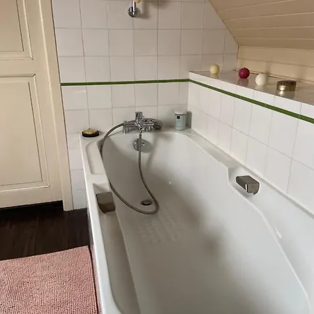 Les De L'atelier Bed & Breakfast Marigne-Laille